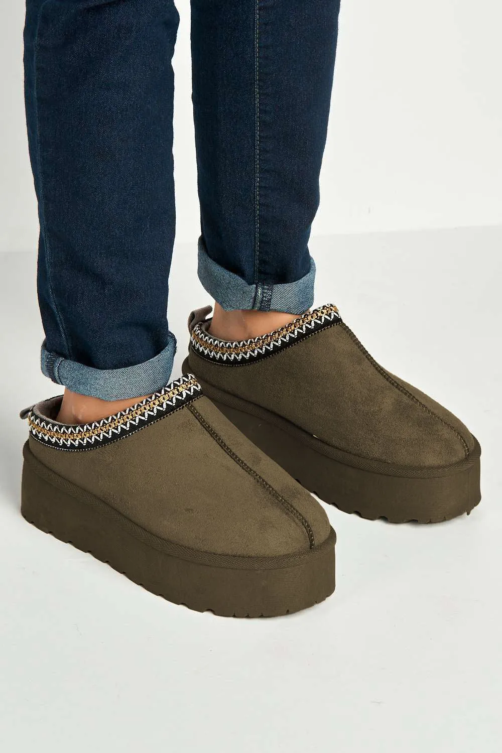 Astri Faux Fur Lining Knit Pattern Detail Flatform Slippers in Brown