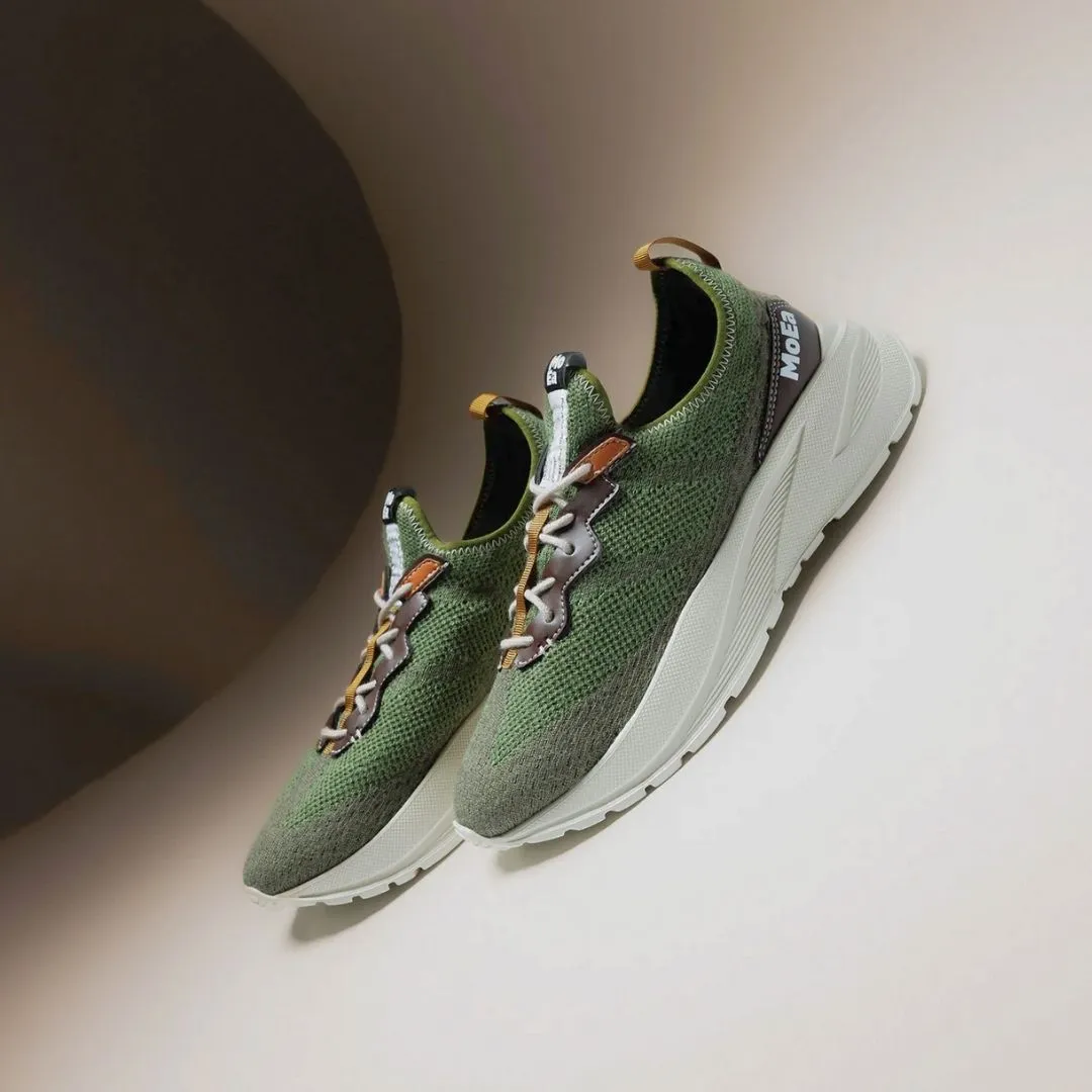 Gen6 Pineapple Laced Sneakers