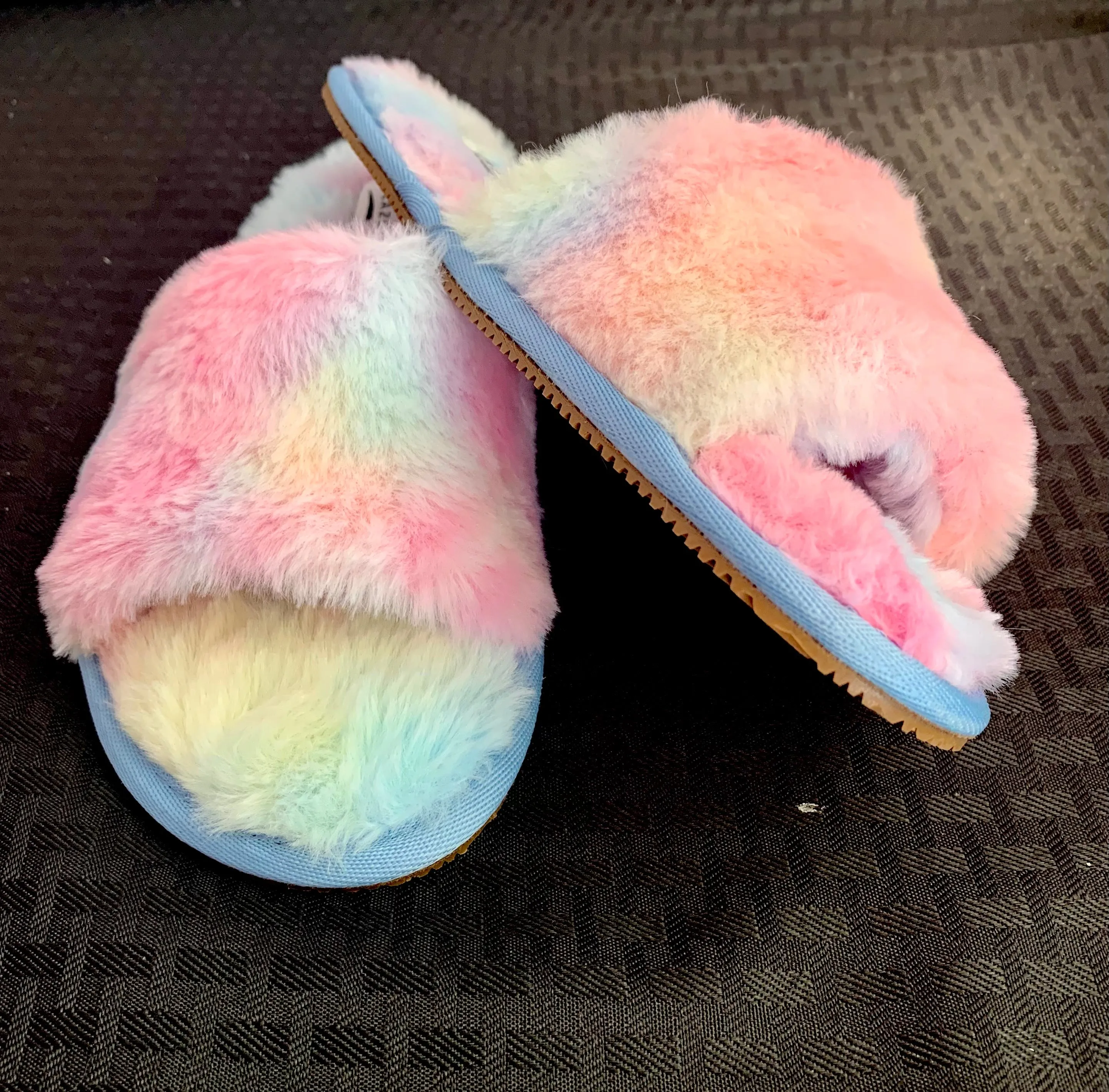 GLAZE- Faux Fur Slippers