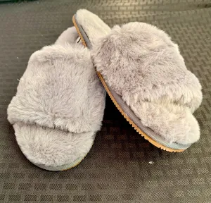 GLAZE- Faux Fur Slippers