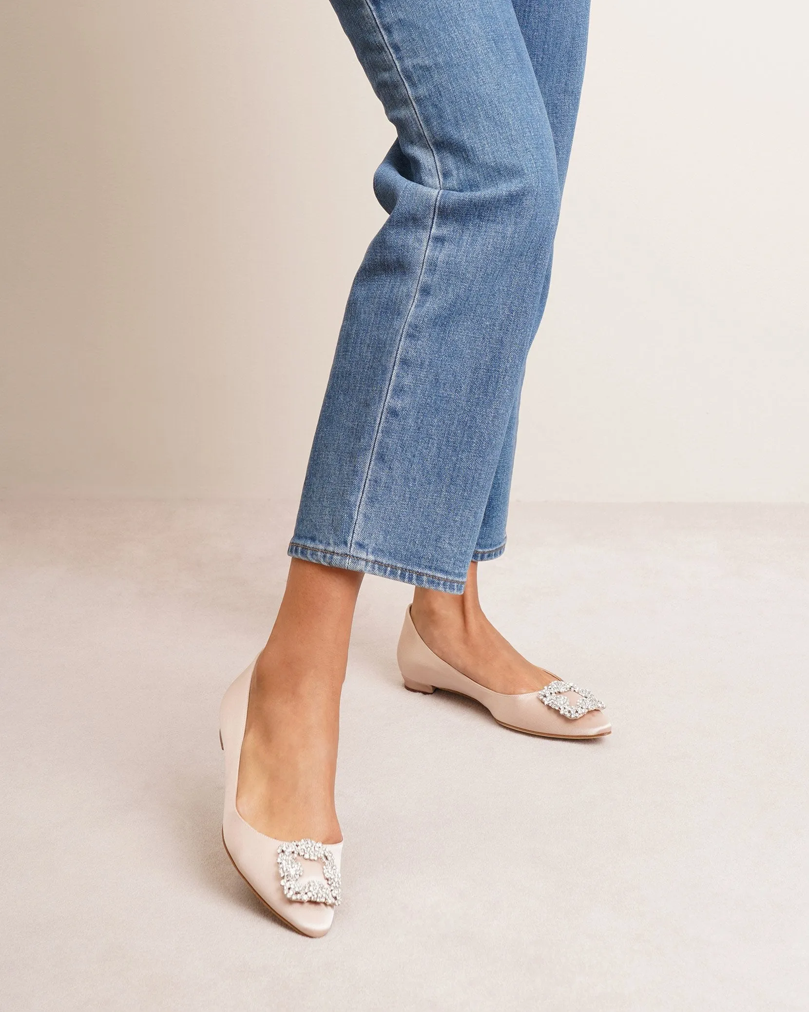 Hangisi flat nude satin ballerinas